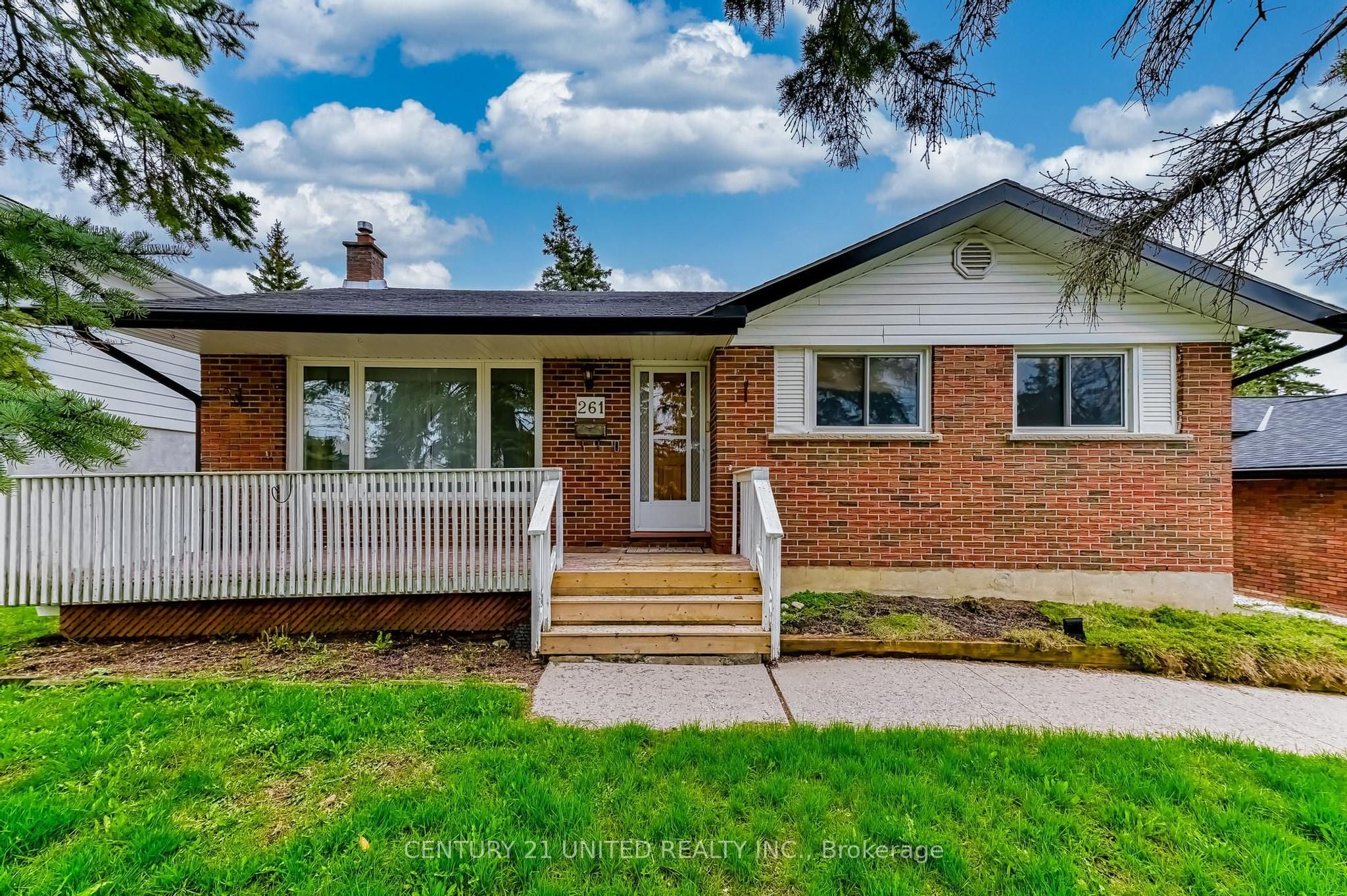 261 Maxwell Avenue, Peterborough, ON, K9J 1B4