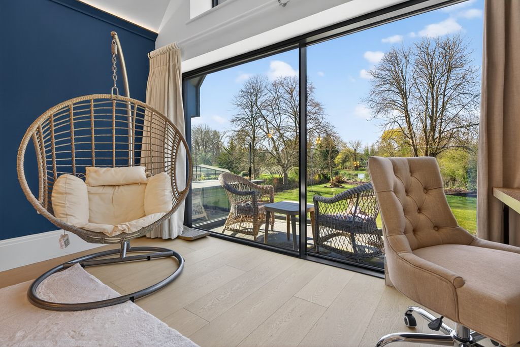 Additional image 29 of 5 bed detached house for saleDorney Reach Road Dorney Reach Maidenhead, Berkshire SL6