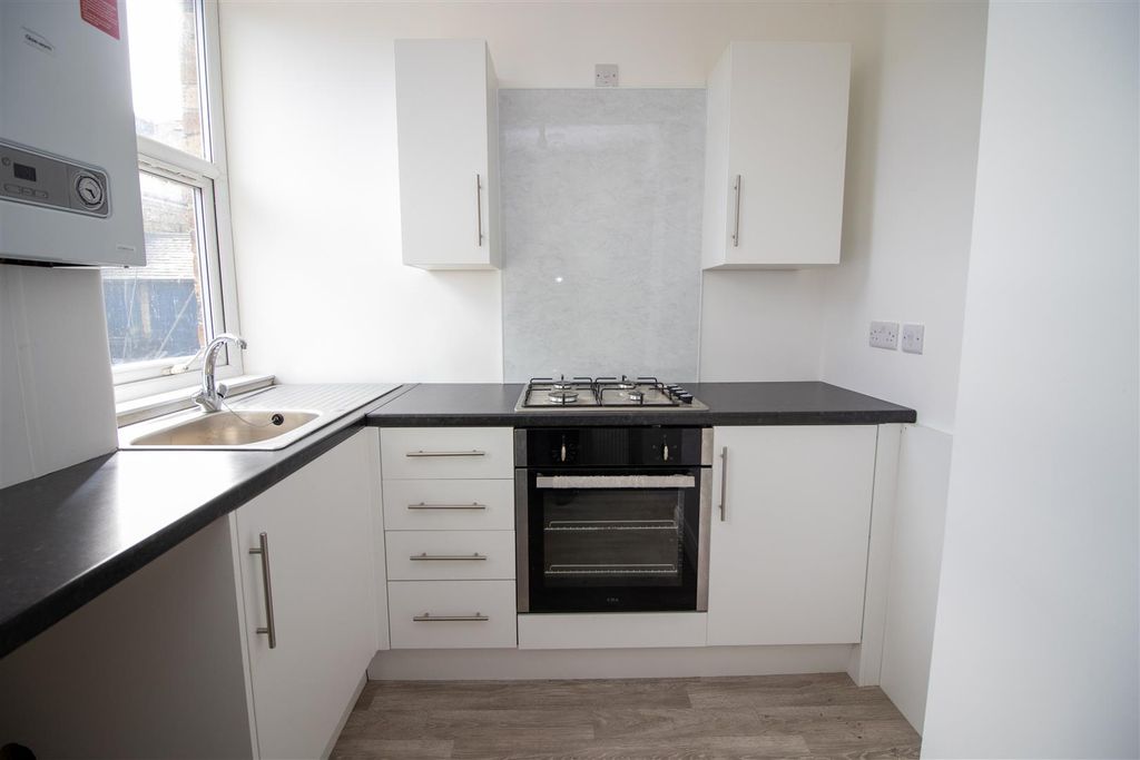 Additional image 11 of 2 bed flat for sale6/1 Rosevale Street, Hawick TD9