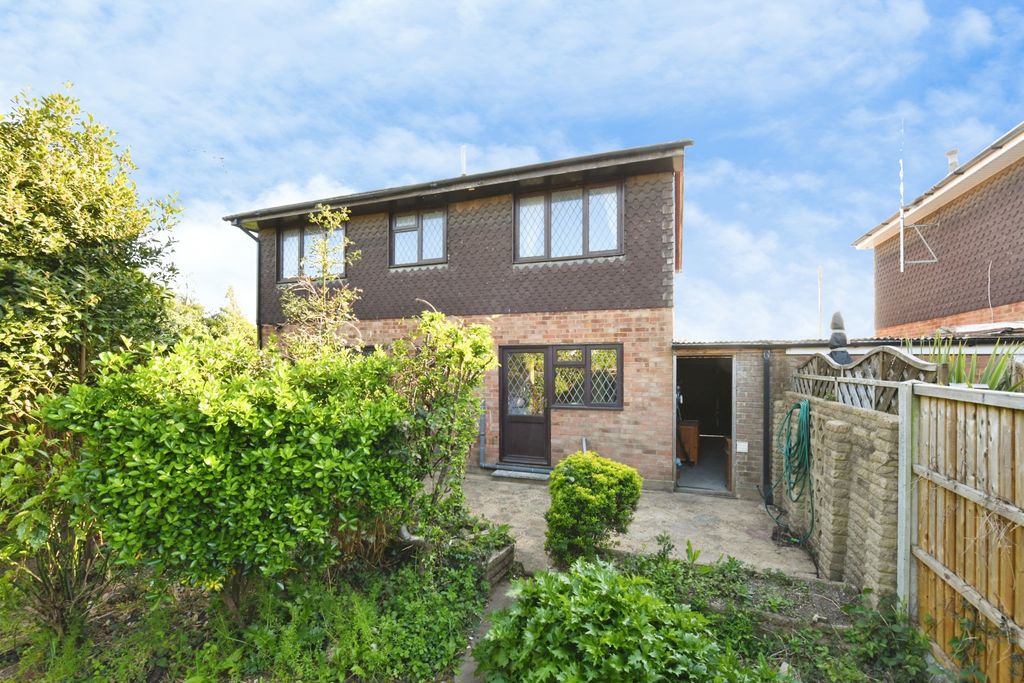 Additional image 19 of 4 bed detached house for saleBranksome Close, Stanford-Le-Hope SS17