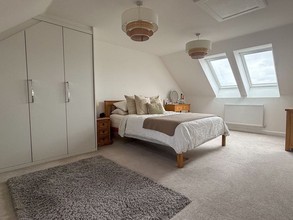 Additional image 6 of 3 bed town house for saleGarrison Meadows, Donnington, Newbury RG14