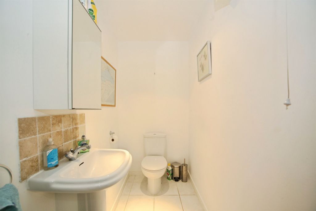Additional image 9 of 3 bed penthouse for salePierhead View, Penarth CF64