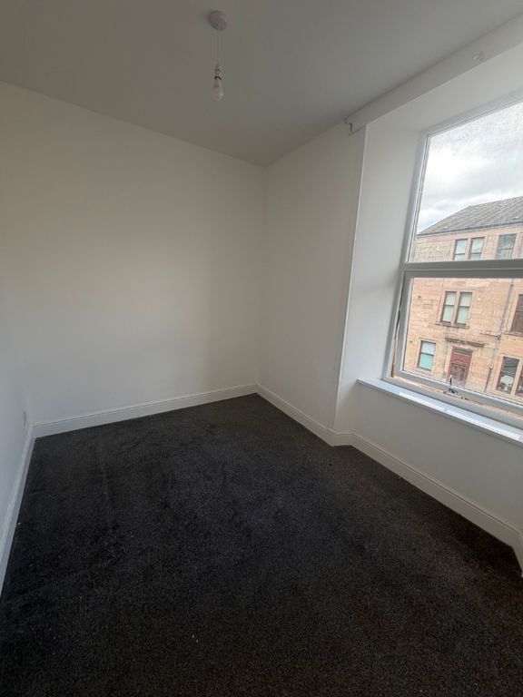 Additional image 3 of 1 bed flat to rentDempster Street, Greenock PA15