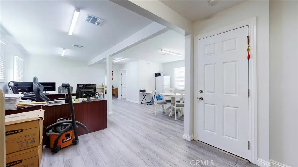 Additional image 31 of 6851 Foothill Boulevard, Tujunga, CA 91042