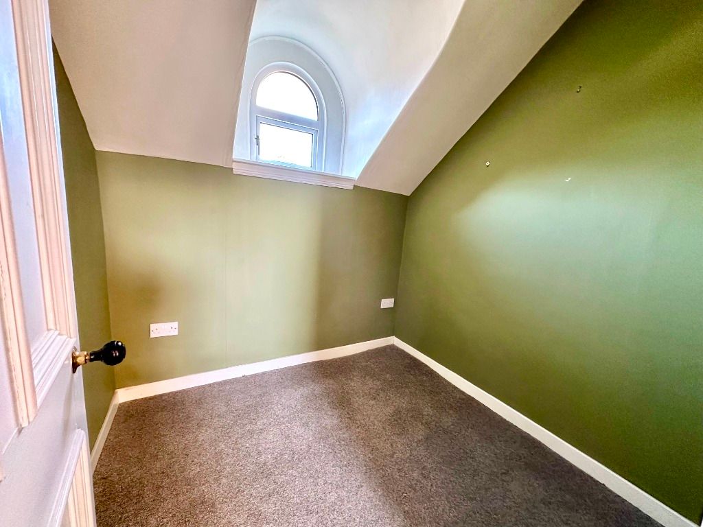 Additional image 13 of 4 bed detached house to rentCarriagehill Drive, Paisley, Renfrewshire PA2
