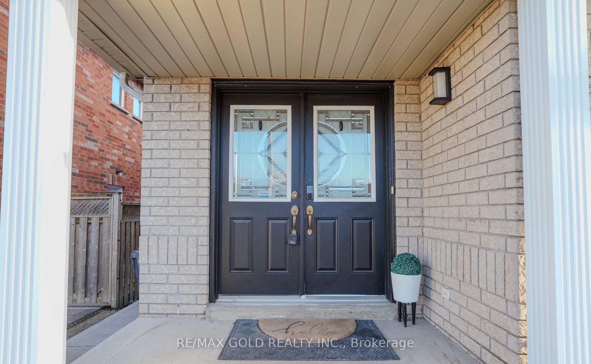 109 Crystal Glen Crescent, Brampton, ON, L6X 0K8 photo 4