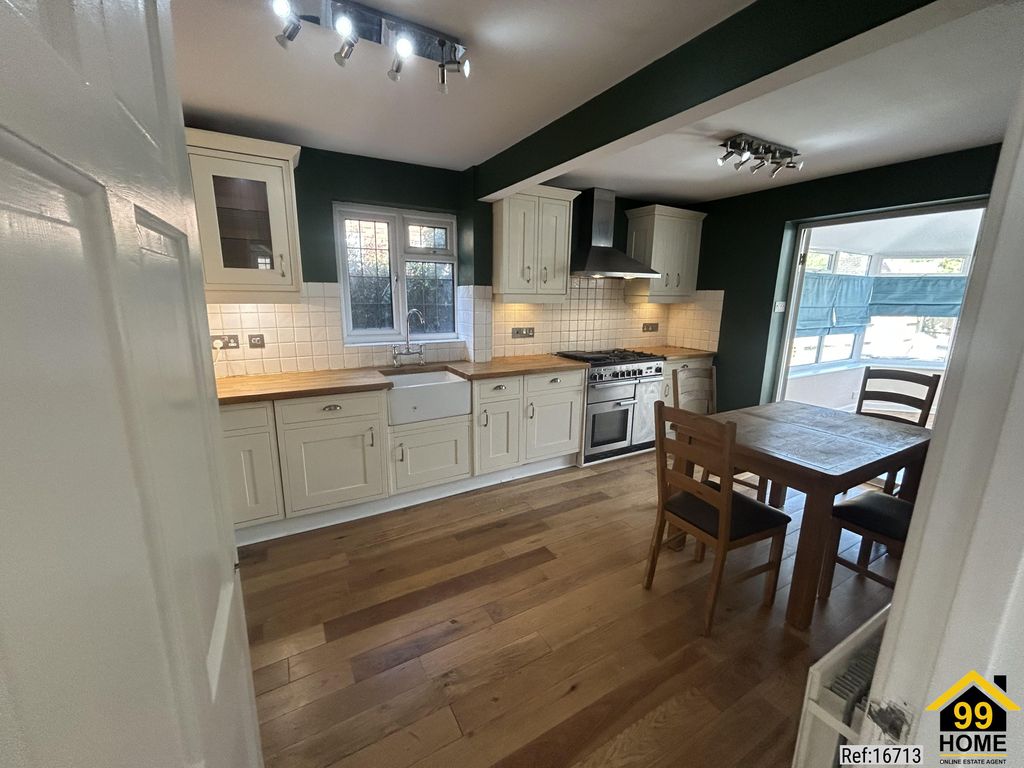 Additional image 6 of 3 bed detached house to rentLower Marsh Road, Warminster, United Kingdom BA12