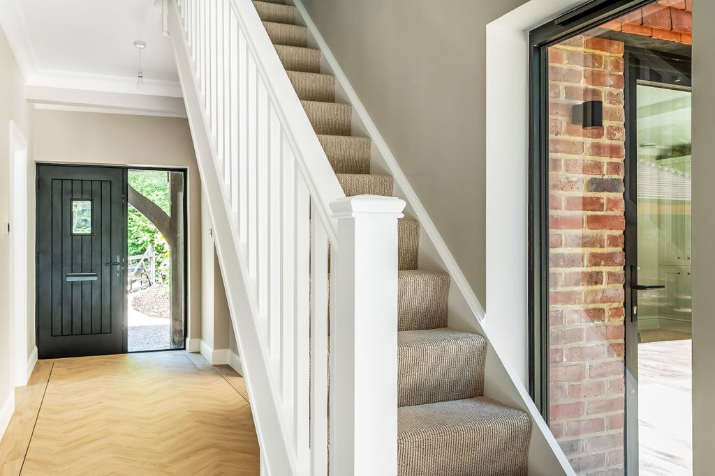 Additional image 17 of 4 bed detached house to rentShovelstrode Lodge, Shovelstrode Lane, East Grinstead RH19