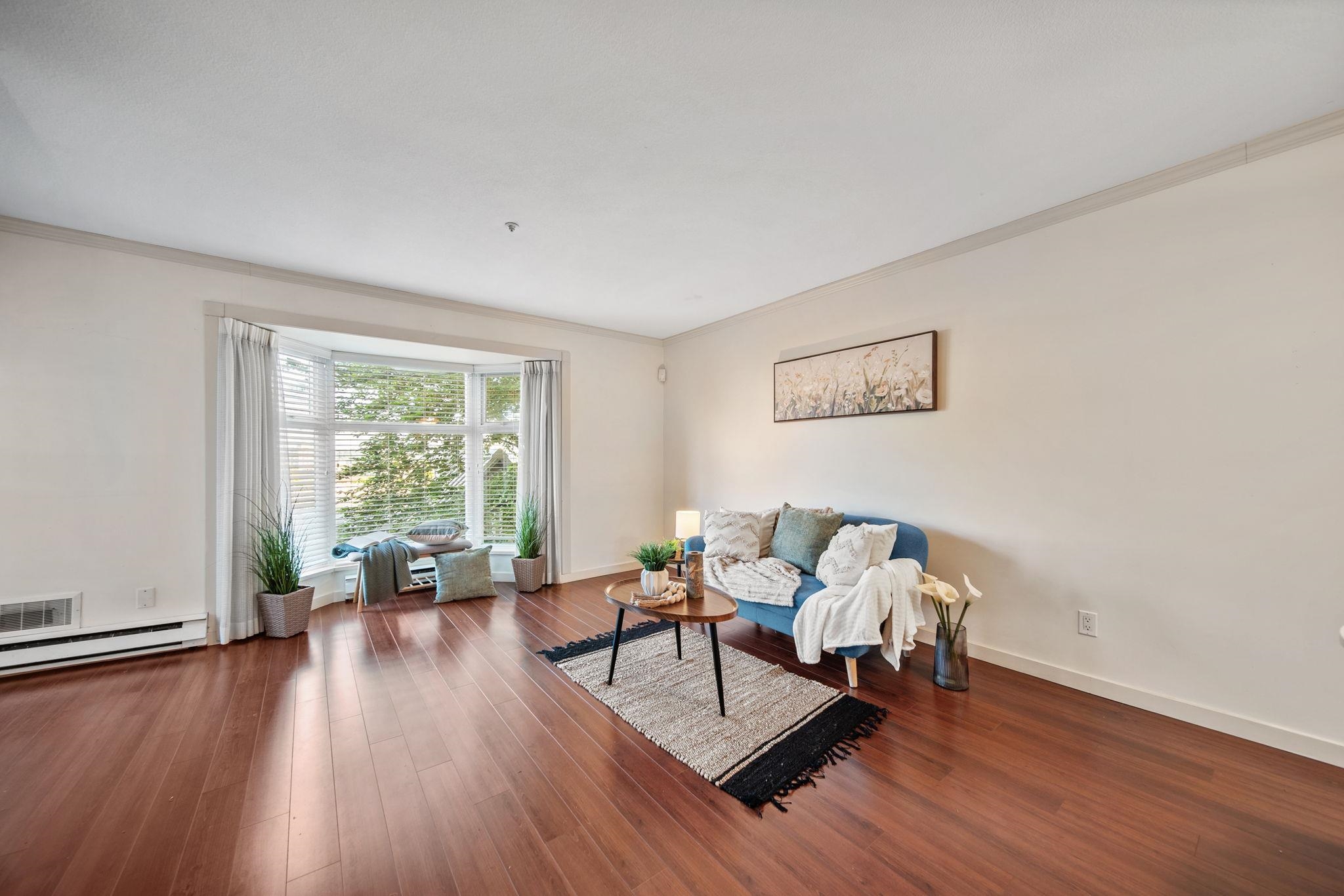 305-526 Thirteenth Street, New Westminster, BC, V3M 4L9
