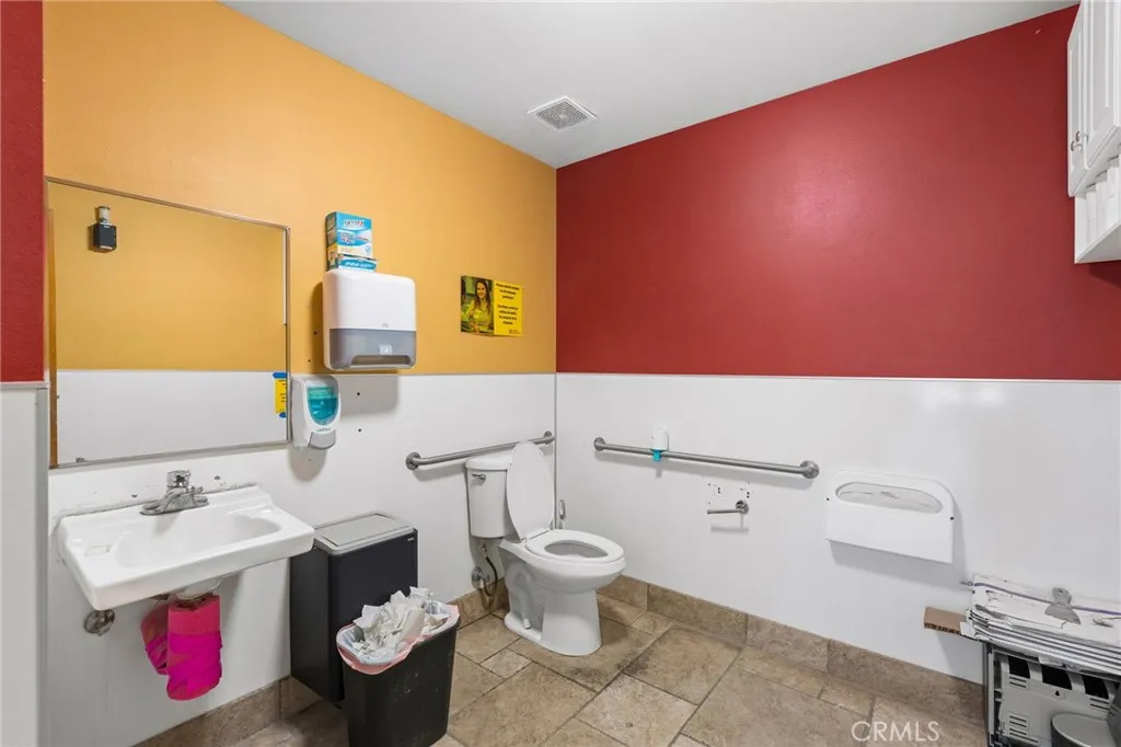 Additional image 87 of 77570 Enfield Ln, Palm Desert, CA 92211