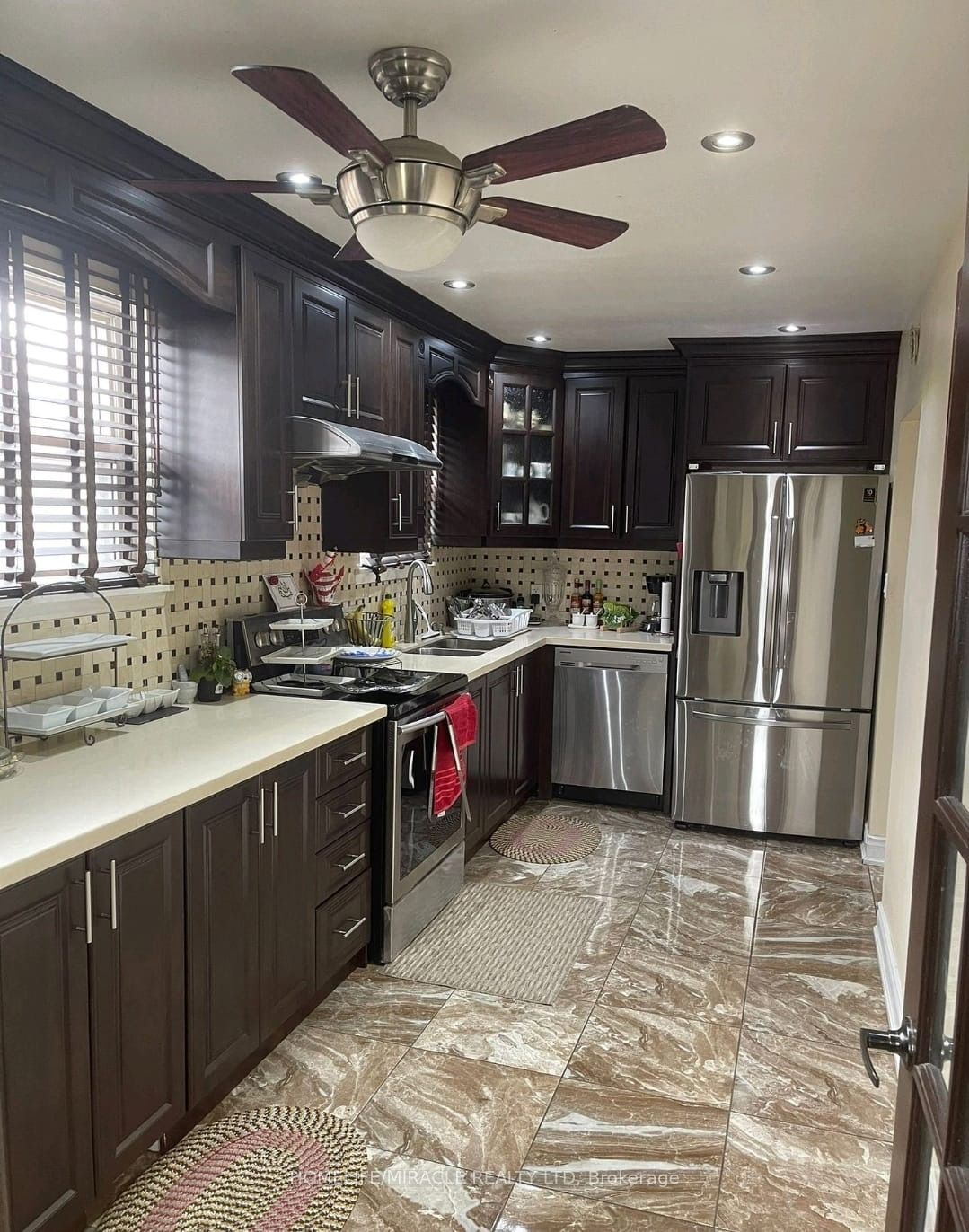 Additional image 4 of 3528 Laddie Crescent, Mississauga, ON, L4T 1N1