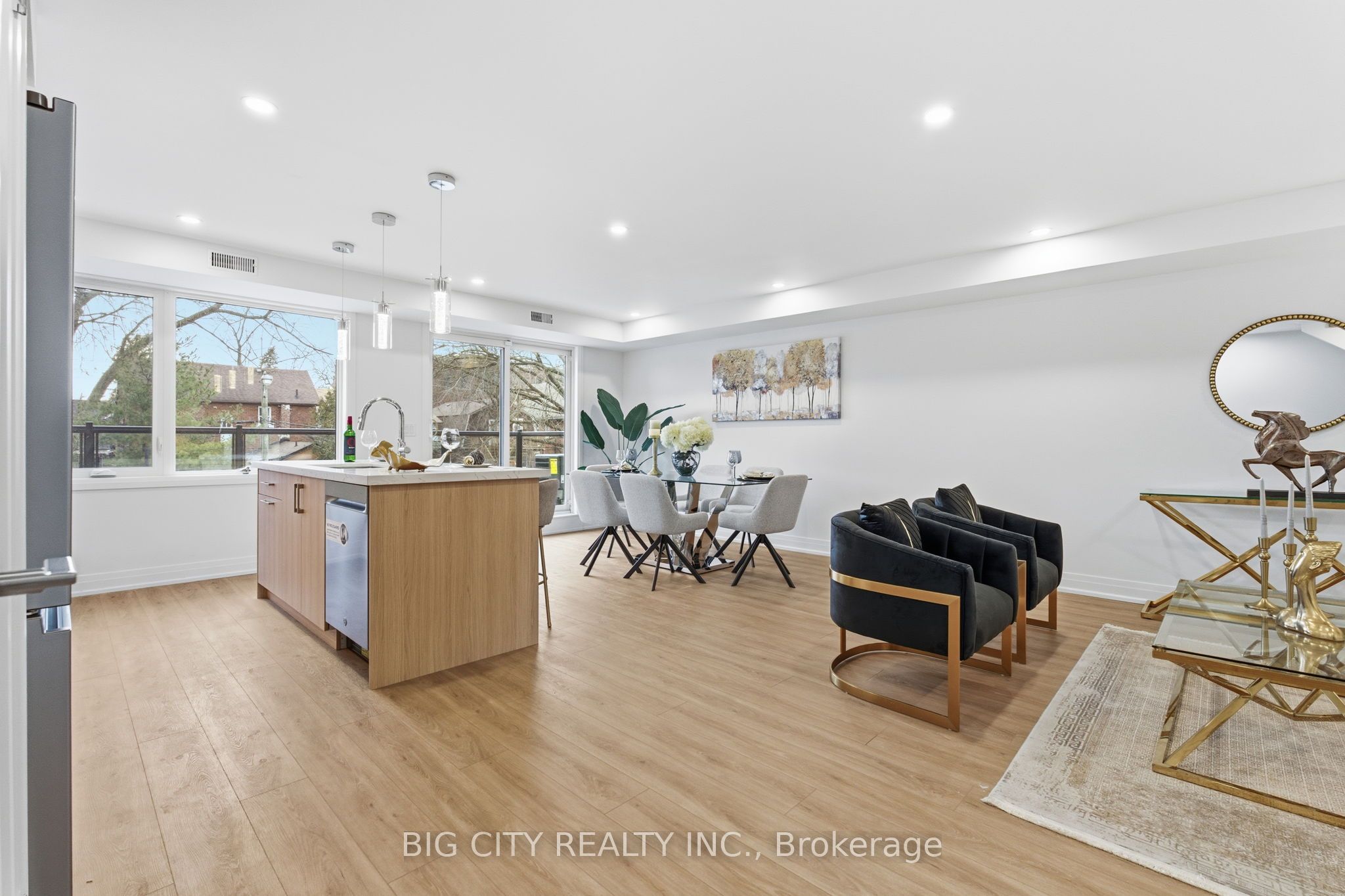 Additional image 2 of 3-68 Westholme Avenue, Toronto, ON, M6P 3B8