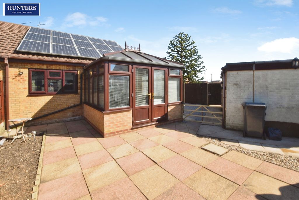 Additional image 2 of 2 bed semi-detached bungalow to rentLeaburn Road, Messingham, Scunthorpe DN17