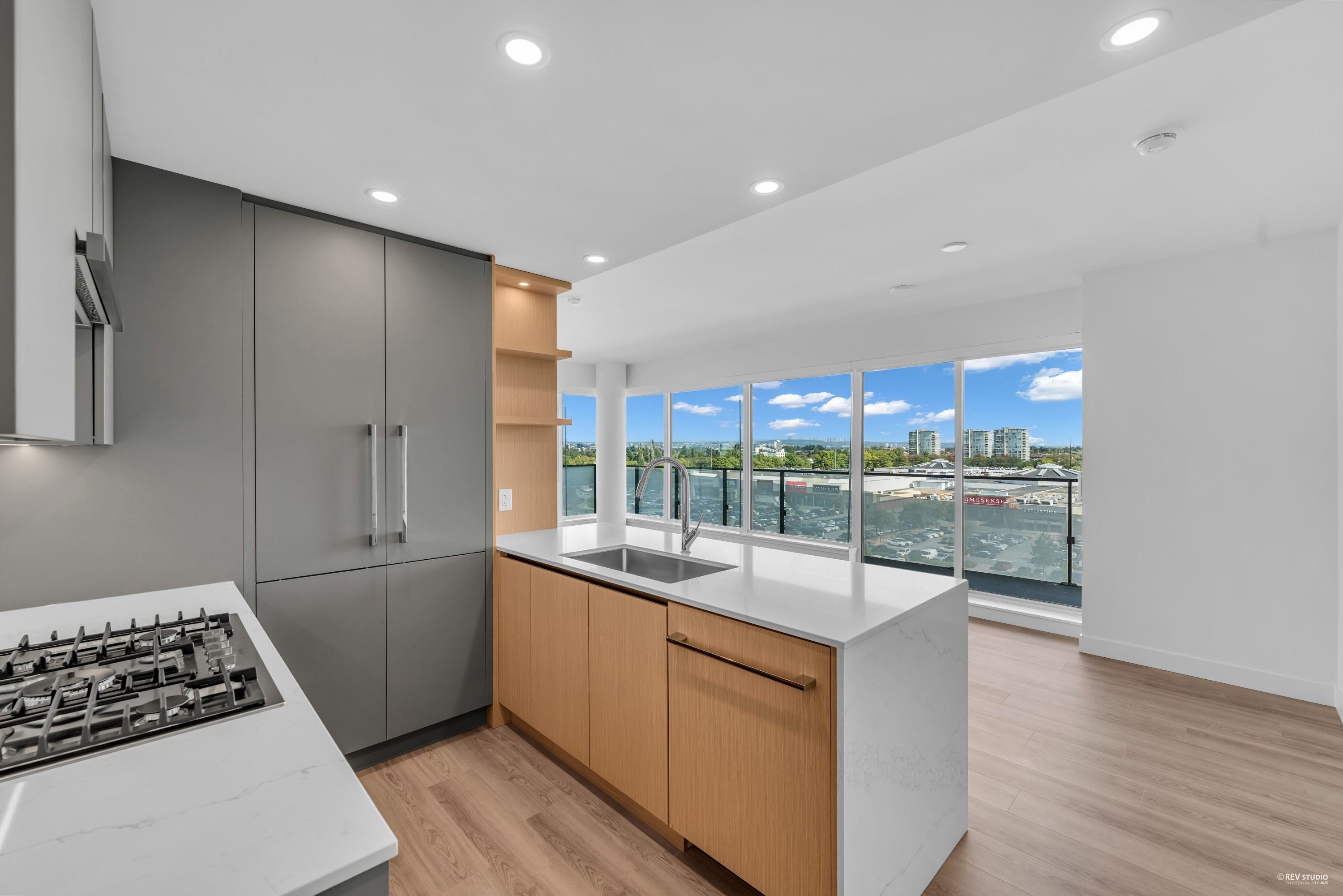 Additional image 2 of 902-5593 No 3 Road, Richmond, BC, V6X 0X6