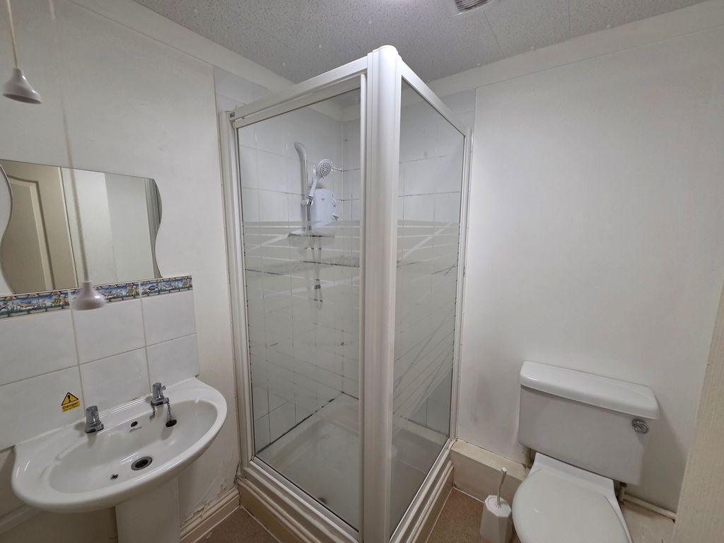 Additional image 3 of Studio to rent10 Oxford Street, Plymouth PL1