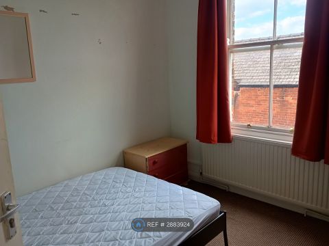 Lake Street, Nottingham NG7