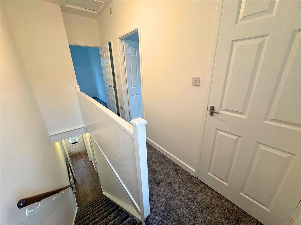 Additional image 10 of 3 bed terraced house to rentCastle Street, Maesteg CF34