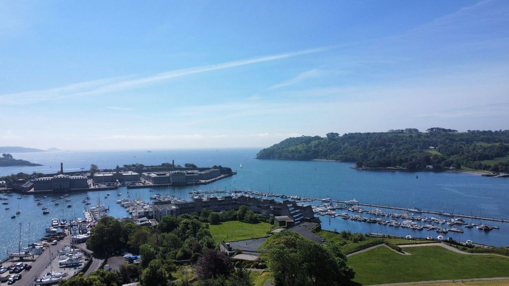 Additional image 5 of 3 bed penthouse for saleLeeward House, Discovery Road, Plymouth PL1