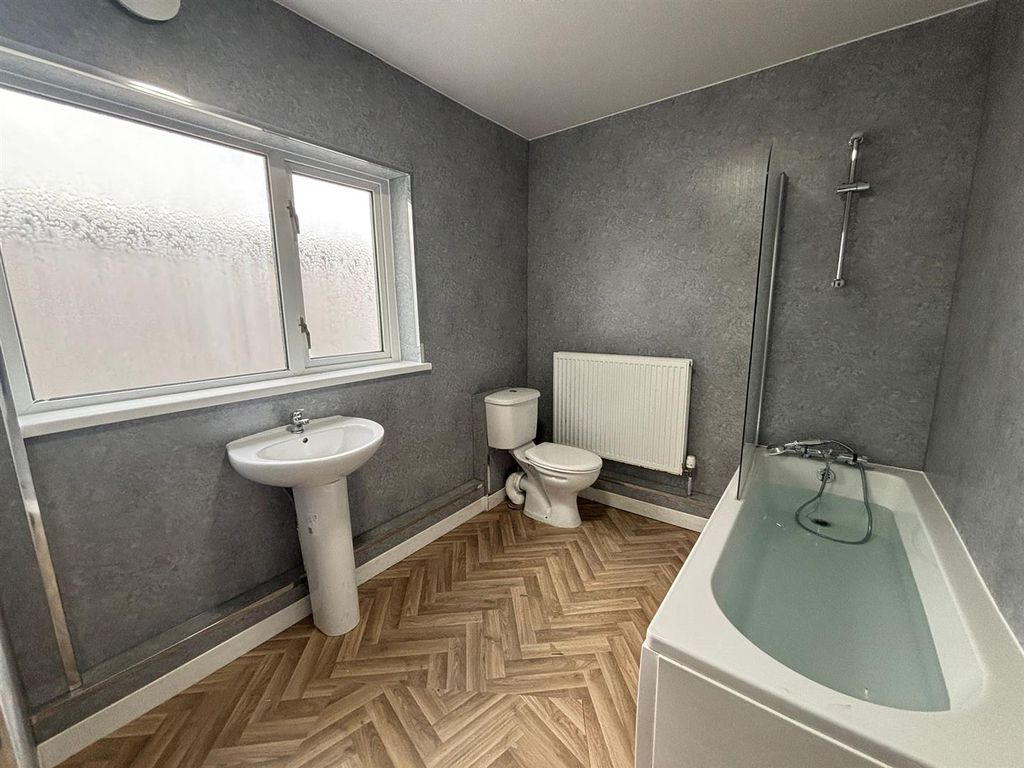 Additional image 14 of 3 bed property to rentBrynonen Terrace, Penydarren, Merthyr Tydfil CF47