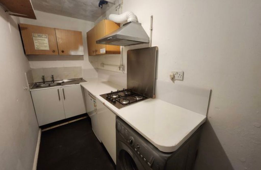 Additional image 15 of 13 bed shared accommodation to rentLittle Horton Lane, Bradford BD5