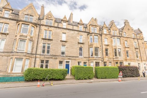 Dalkeith Road, South Side, Edinburgh EH16