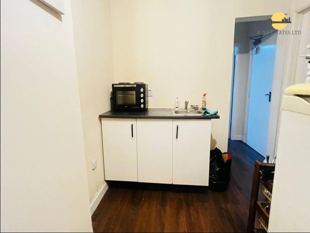 Studio to rentLuton LU3 photo 2