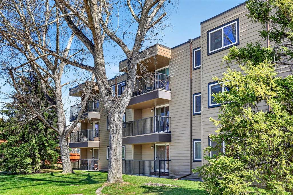 204-36 Glenbrook Crescent, Cochrane, AB, T4C 1T2