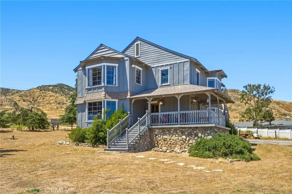 Additional image 2 of 10821 Los Jordans Rd, Agua Dulce, CA 91390