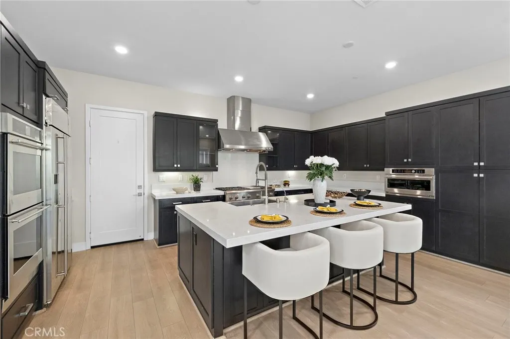 Additional image 21 of 77 Pelican Ln, Irvine, CA 92618