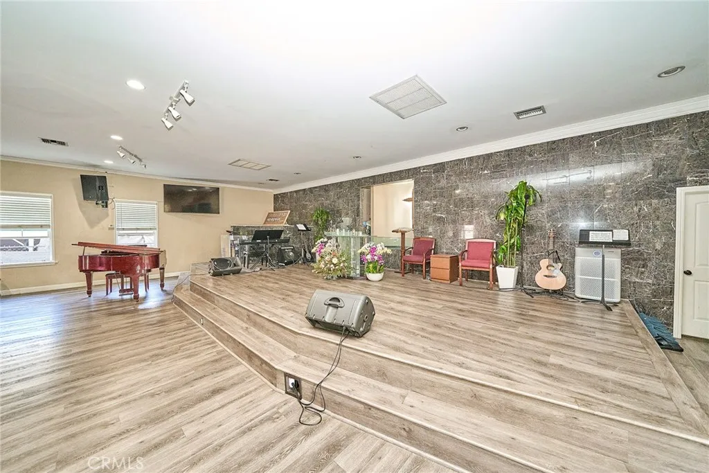 Additional image 22 of 600 S Towne Avenue, Pomona, CA 91766