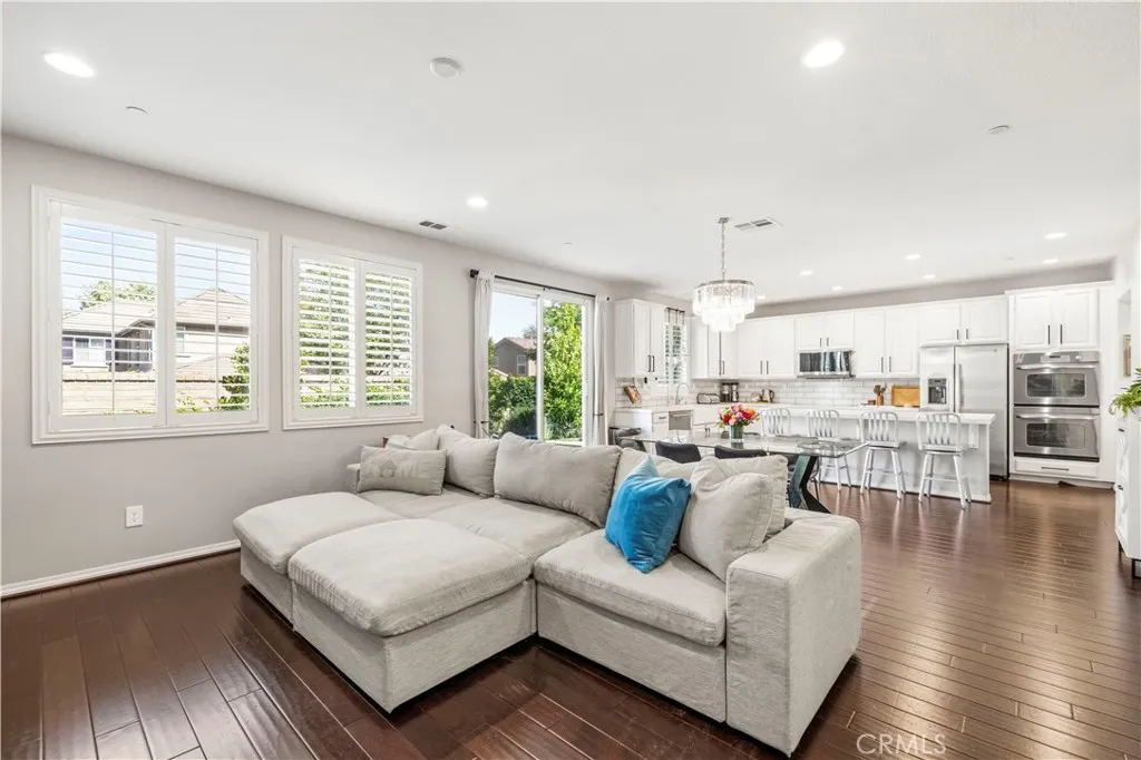 Additional image 44 of 24410 Aranda Lane, Valencia, CA 91354