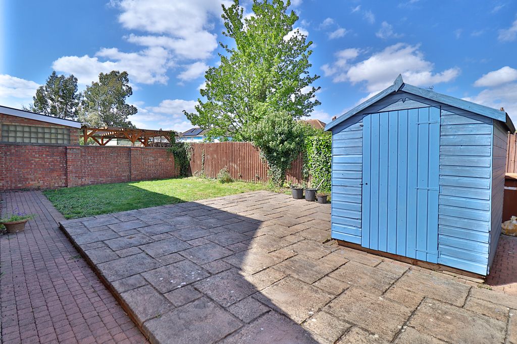 Additional image 11 of 3 bed semi-detached house to rentWestbrook Park Road, Peterborough PE2