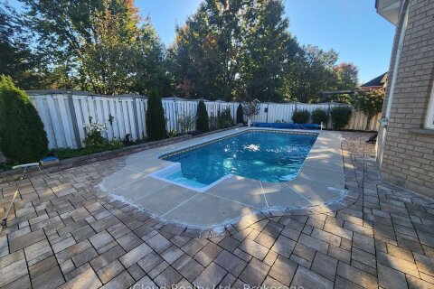 Additional image 8 of 1-271 Ryerson Crescent, Oshawa, ON, L1G 8B7