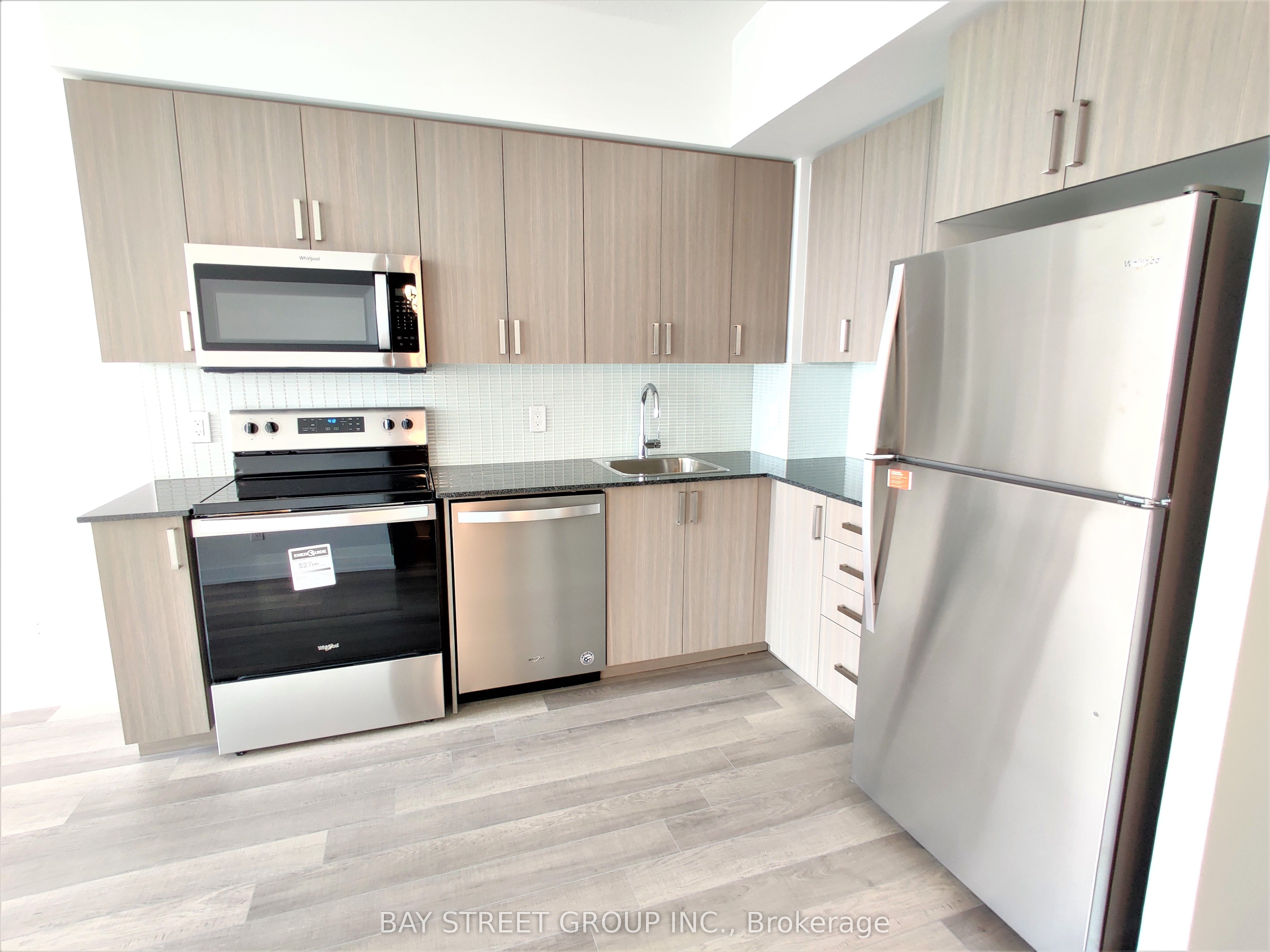 Additional image 3 of 206-1603 Eglinton Avenue W, Toronto, ON, M6E 2H1