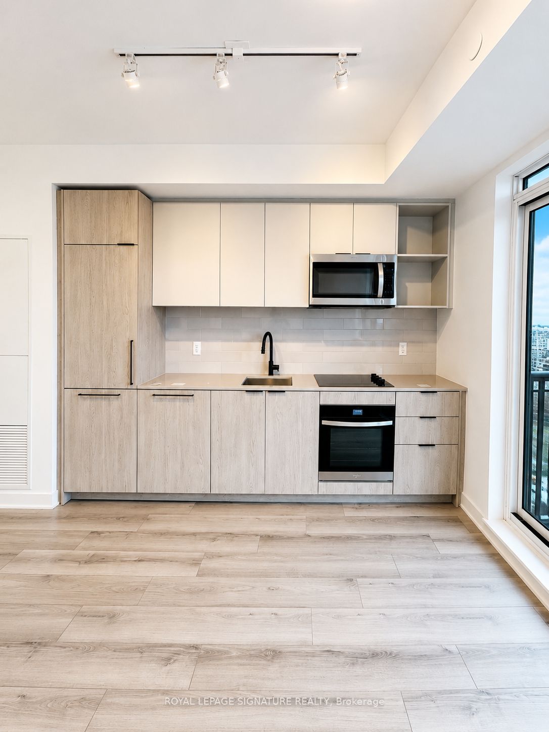 1511-1185 Dupont Street, Toronto, ON, M6H 0G5