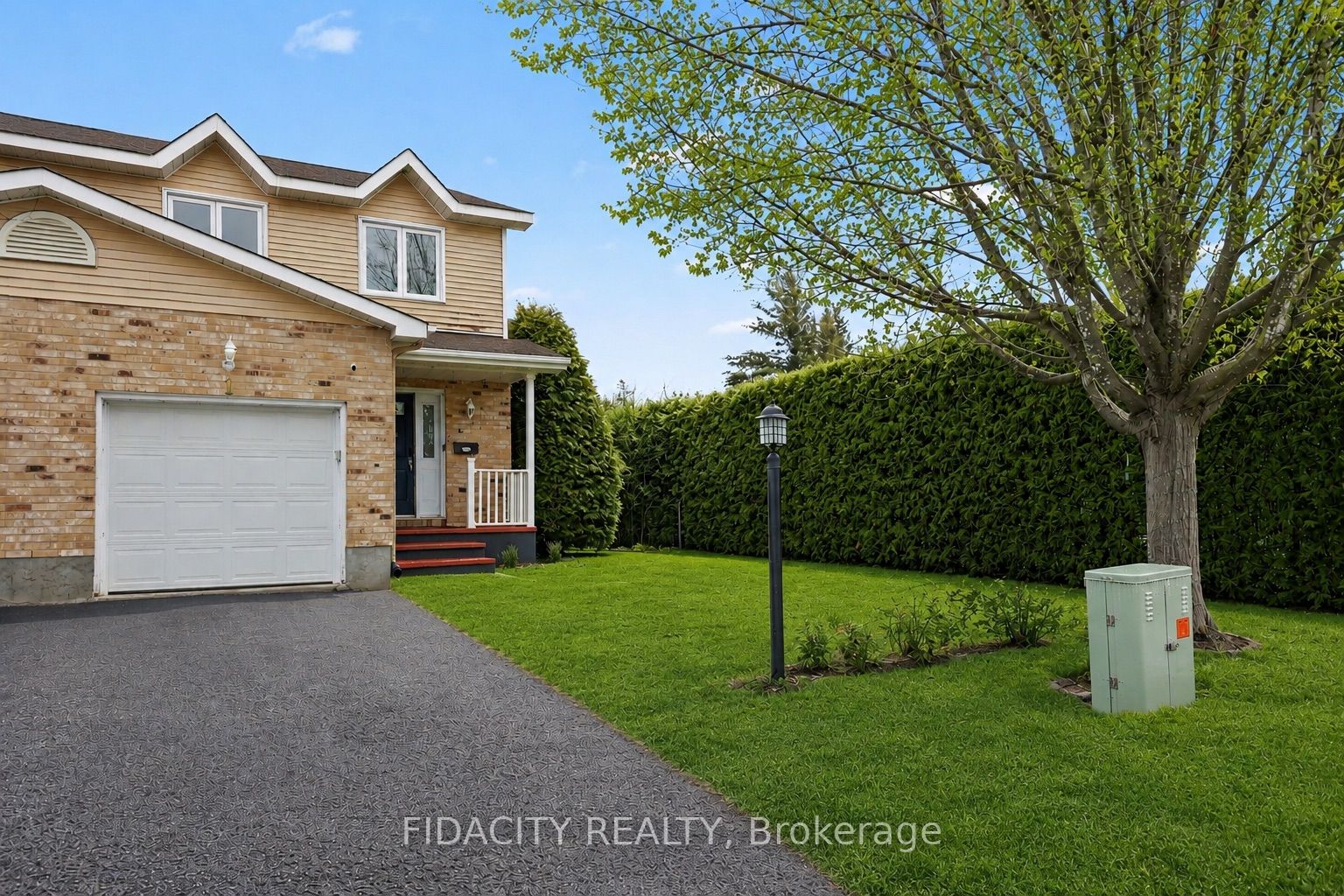 1 Kathleen Crescent, Ottawa, ON, K2S 1L6