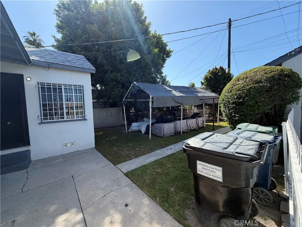 1128 E 126th Ave, St, Los Angeles, CA 90059