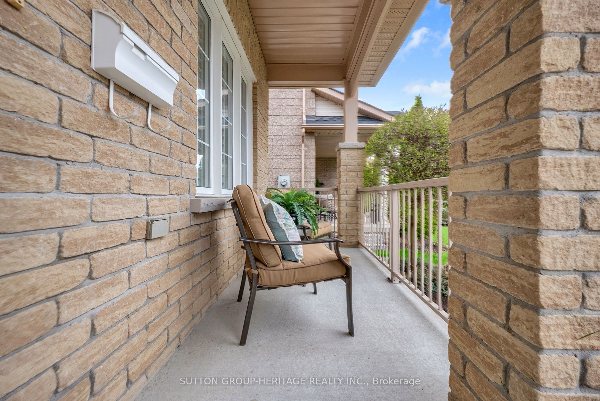Additional image 2 of 951 Barbados Street, Oshawa, ON, L1J 0A6