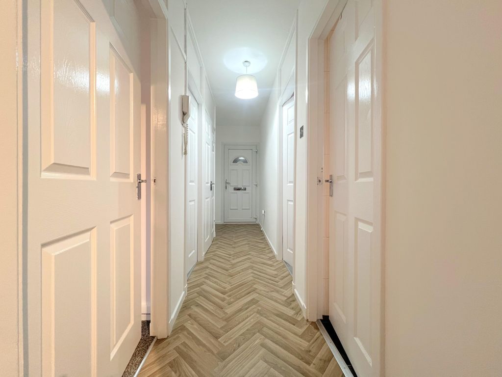 Additional image 2 of 2 bed flat to rentHolyrood Street, Burnbank, Hamilton ML3