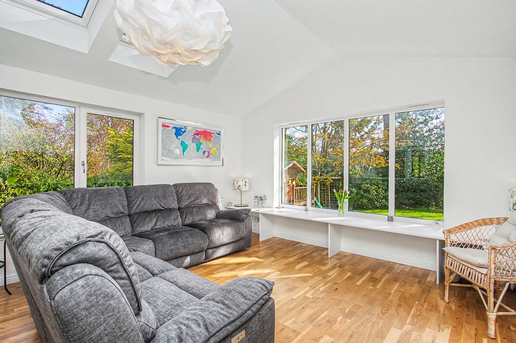 Additional image 4 of 4 bed detached house for sale1 Frankscroft, Peebles EH45