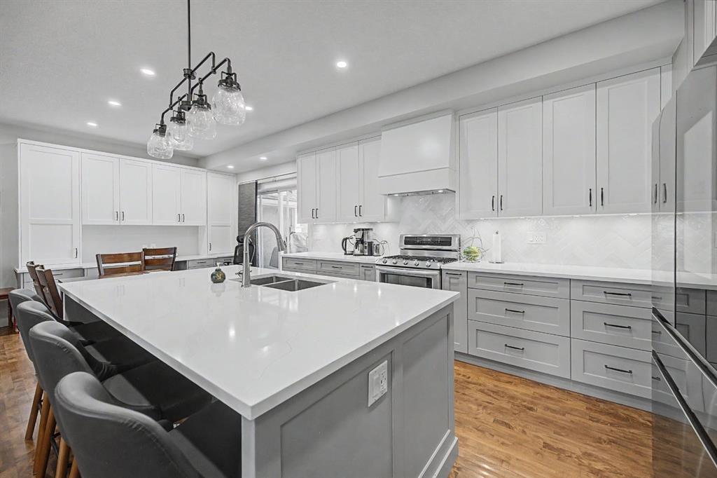 Additional image 4 of 8 Ypres Lane SW, Calgary, AB, T2T 6M9