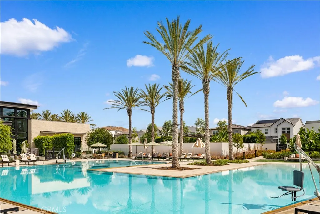 Additional image 101 of 220 Edna Pkwy, Lake Forest, CA 92630