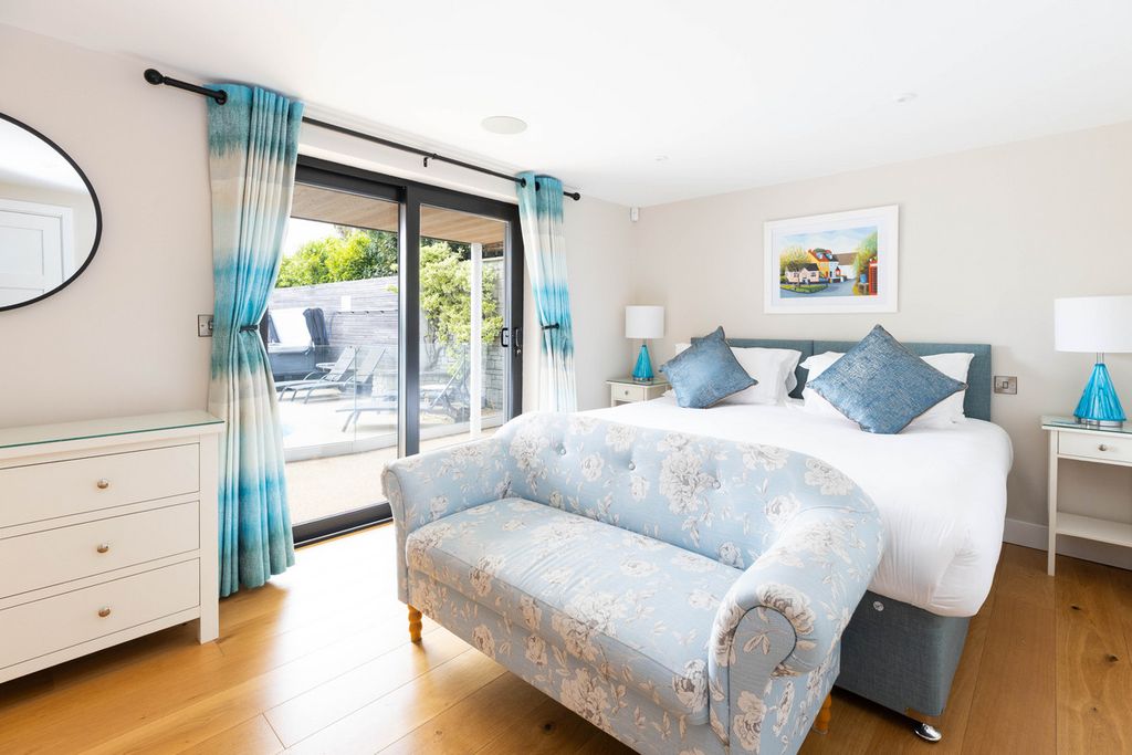 Additional image 18 of 7 bed detached house for saleTrevean Way, Newquay TR7