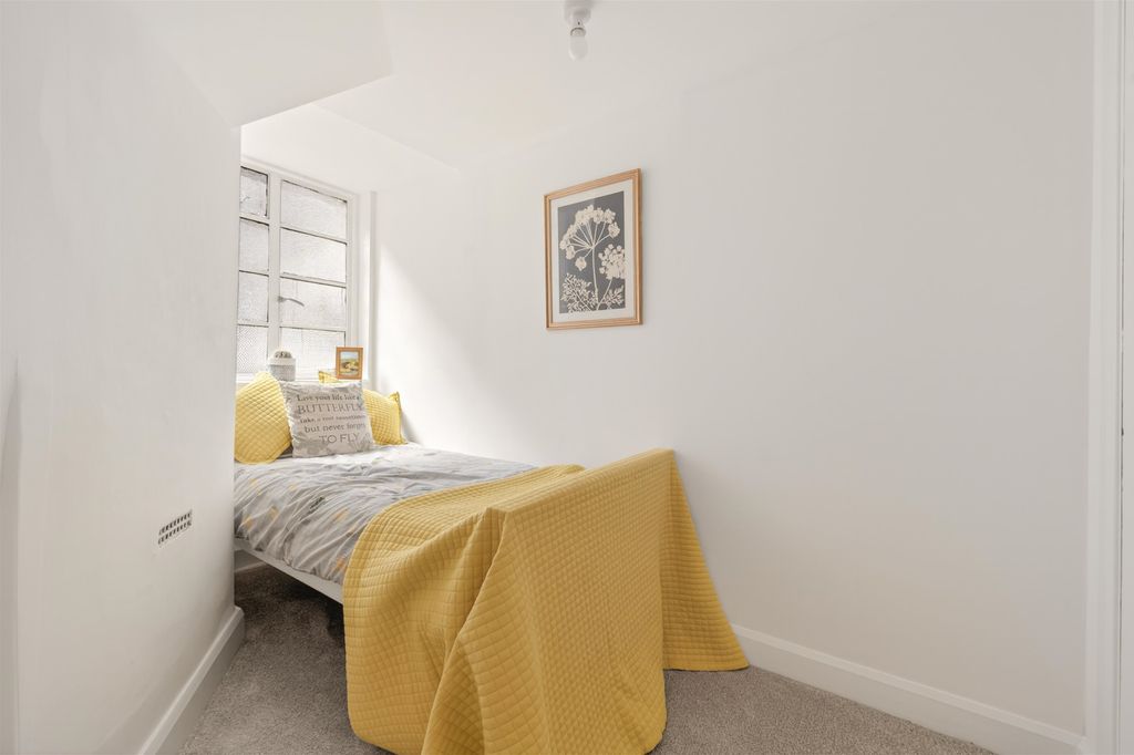 Additional image 14 of 3 bed flat for saleHigh Street, Ross-On-Wye, Herefordshire HR9