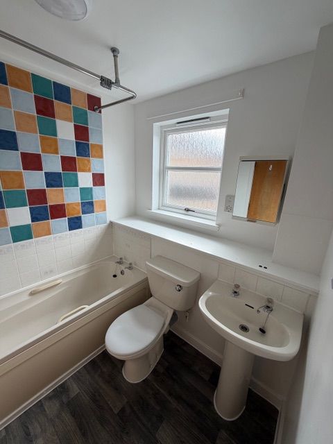 Additional image 7 of 2 bed flat to rentCandleriggs Court, Alloa FK10