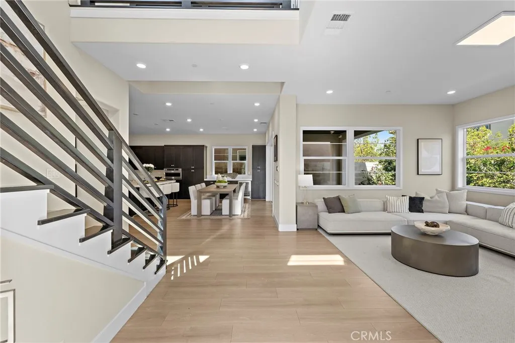 Additional image 81 of 77 Pelican Ln, Irvine, CA 92618