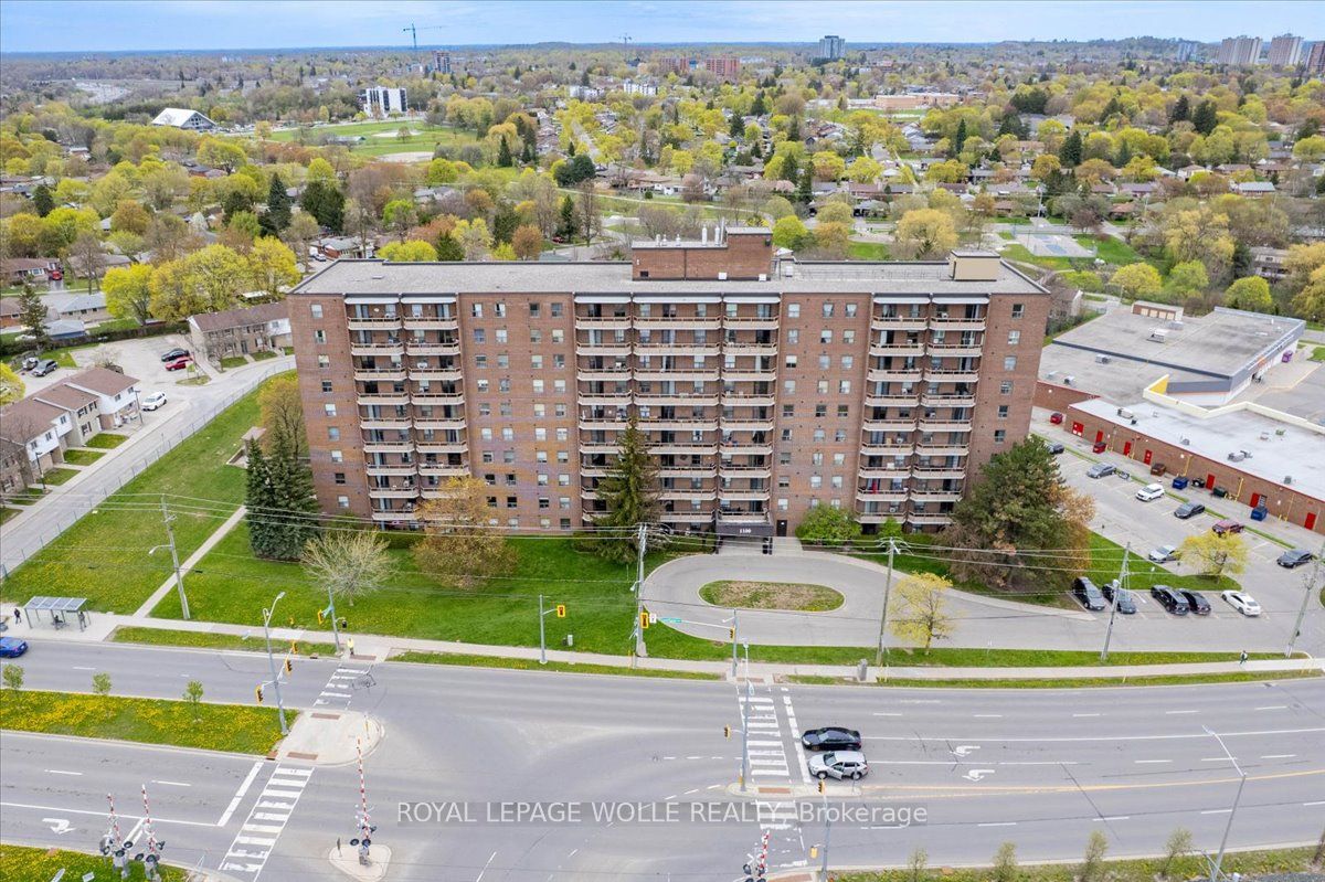 407-1100 Courtland Avenue E, Kitchener, ON, N2C 2H9