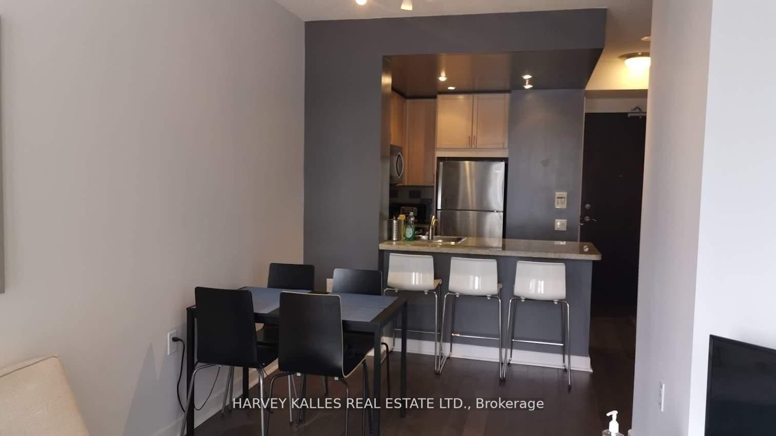 Additional image 3 of 1603-85 Bloor Street E, Toronto, ON, M4W 3Y1