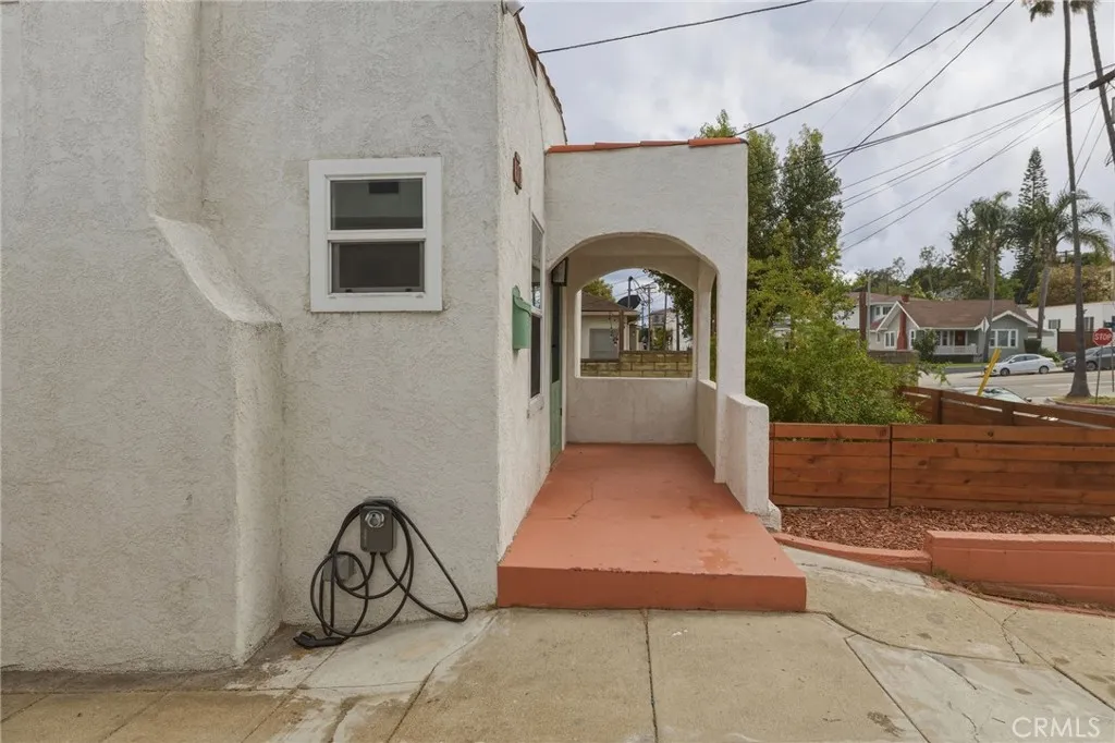 Additional image 3 of 826 Oro Ter, San Pedro, CA 90731