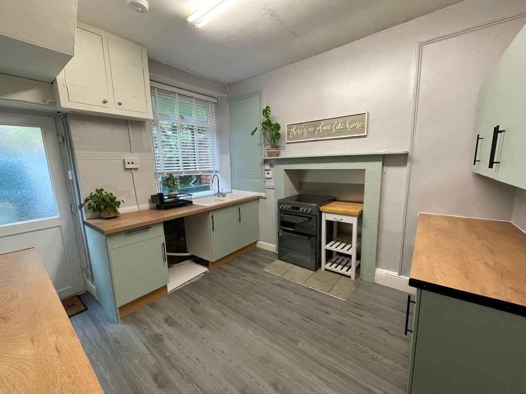 Additional image 3 of 3 bed end terrace house to rentGlyneath Rd, Neath SA11